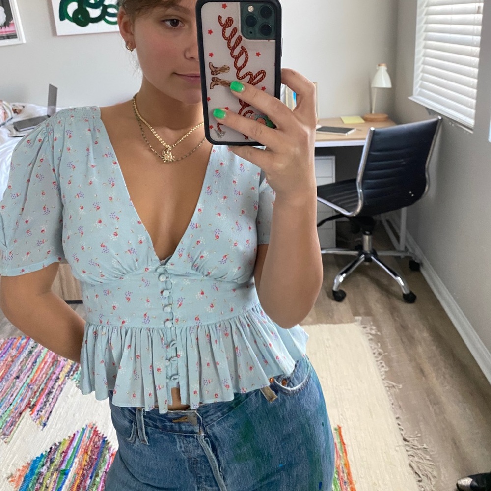 LoveShackFancy Blue floral top!
